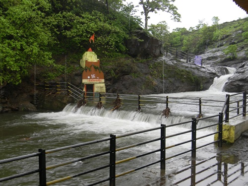 Kondeshwar Waterfall